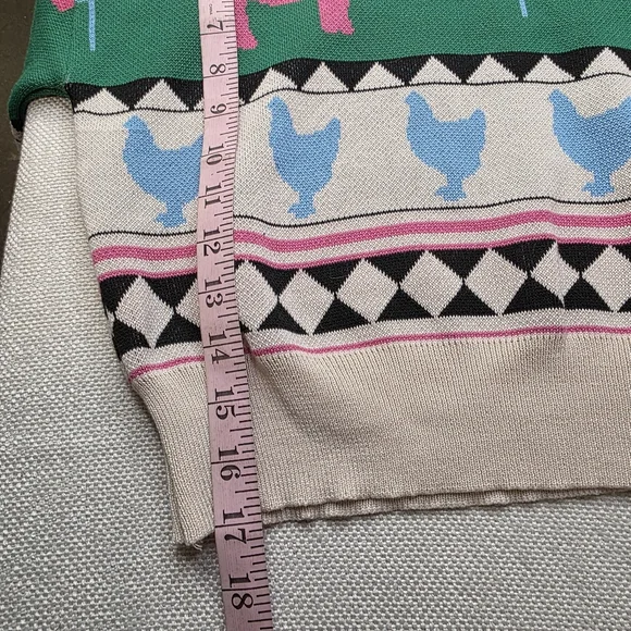 Daisy Street Farm Animal Cropped Sweater - Pink Pigs & Blue Chickens - US L - Picture 5 of 8